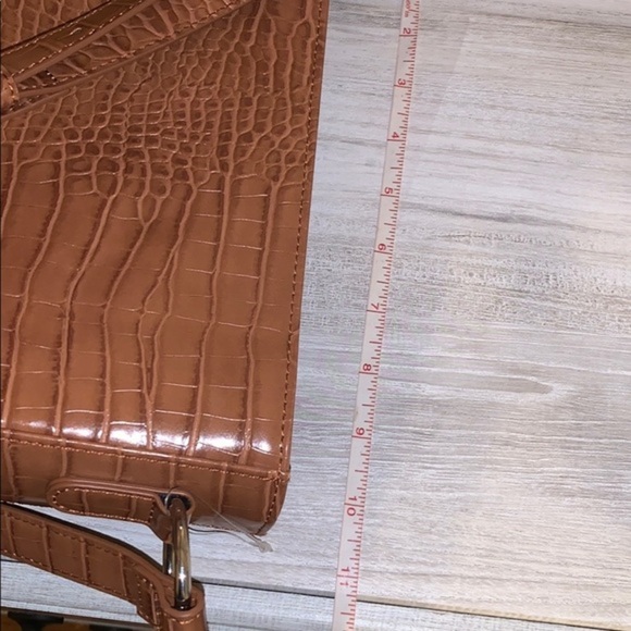 NWOT UO faux leather bag - Picture 5 of 5